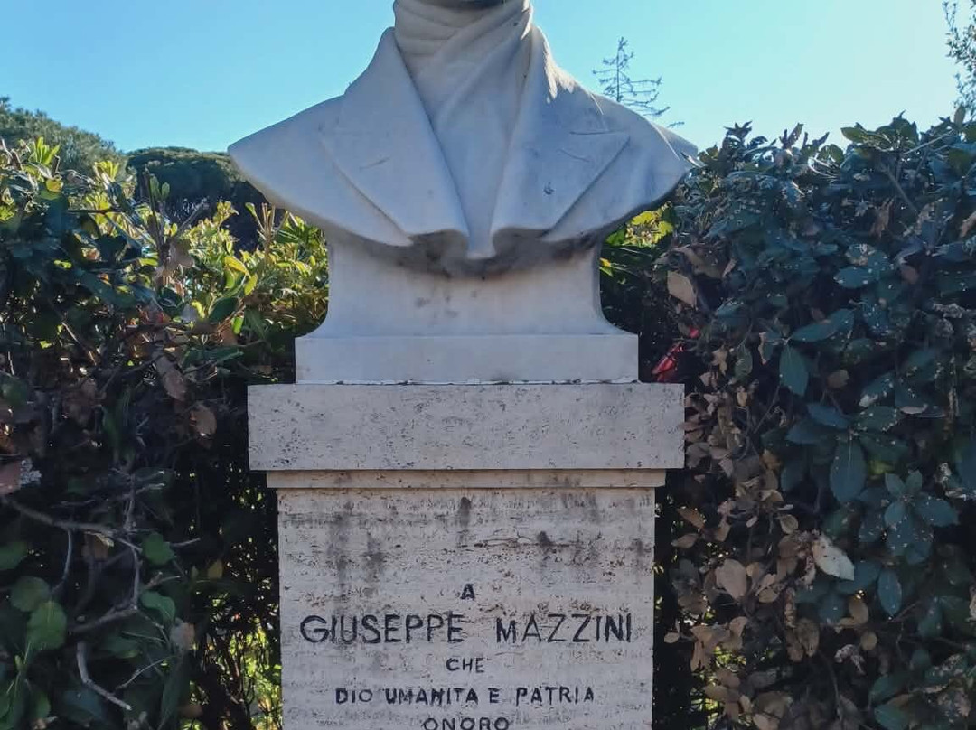 Busto Di Giuseppe Mazzini