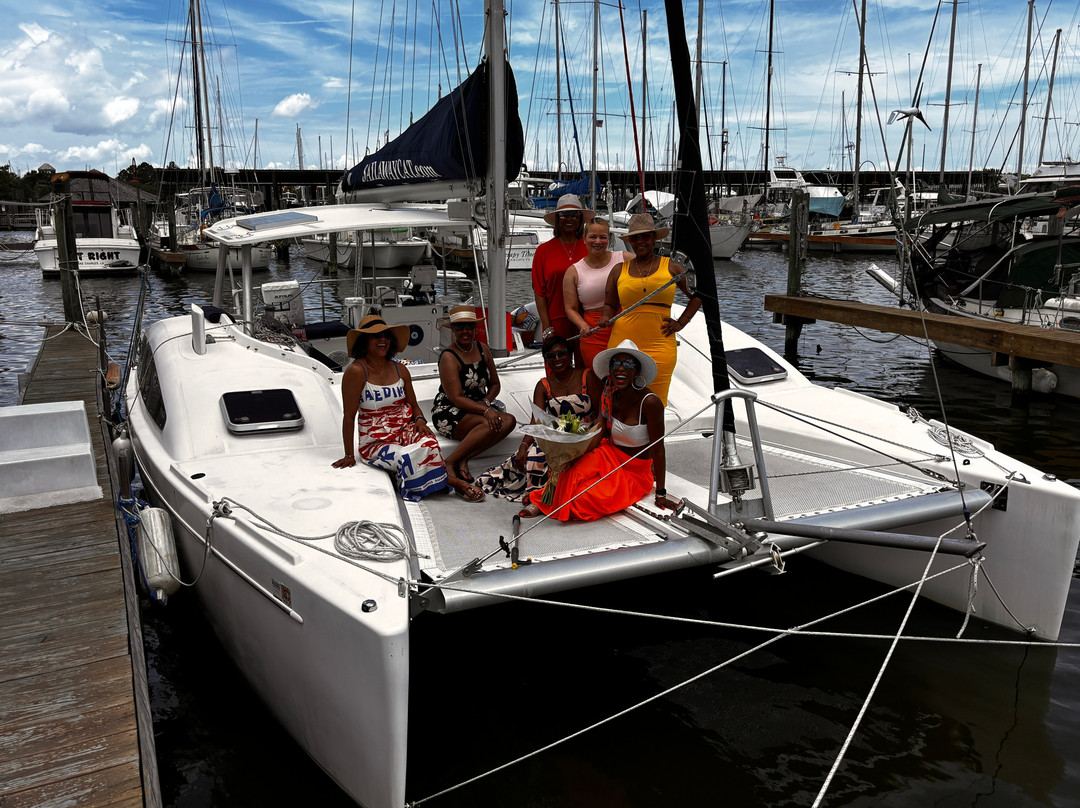 Sailaway Clear Lake Charters-克马必去景点