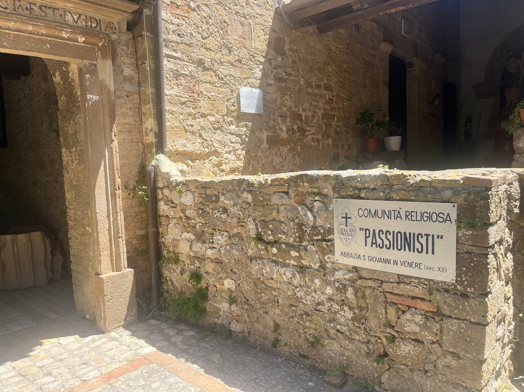 Abbazia di San Giovanni in Venere-Fossacesia必去景点