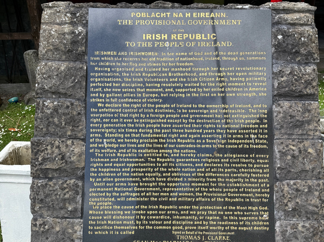Cashel Folk Village-卡舍尔必去景点