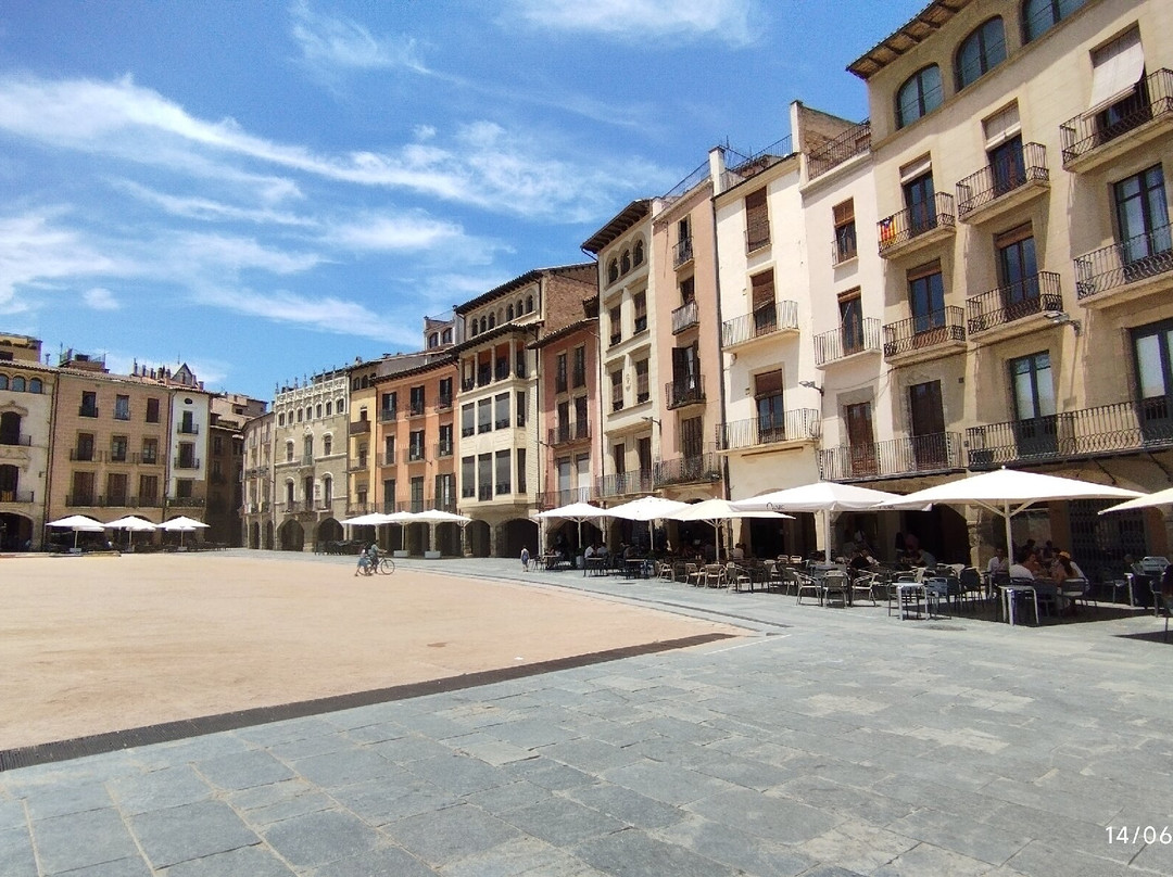 Plaça Major-维克必去景点