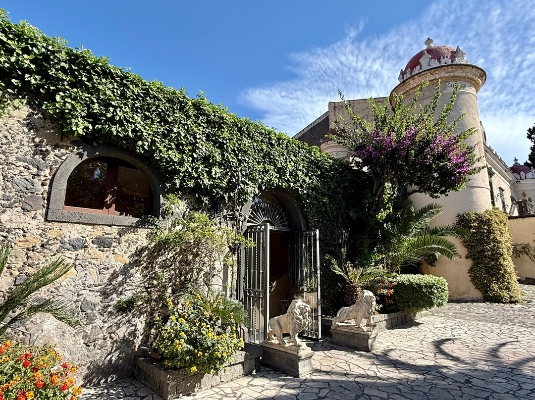 Castello San Marco-Santa Flavia必去景点