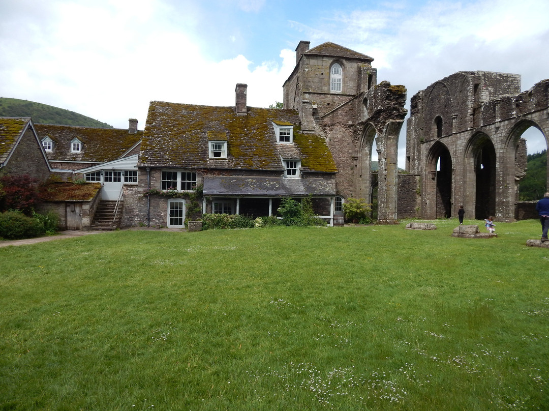 Llanthony Priory-Llanthony必去景点