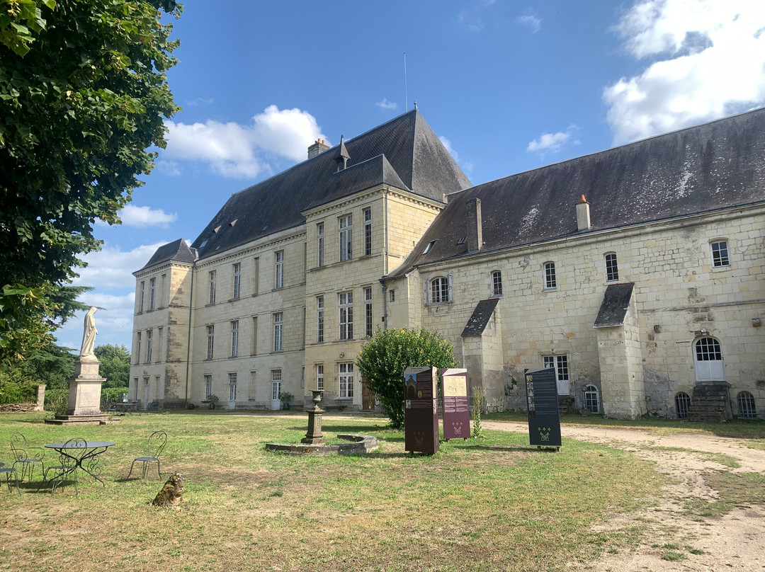 Abbaye de Bourgueil-Bourgueil必去景点
