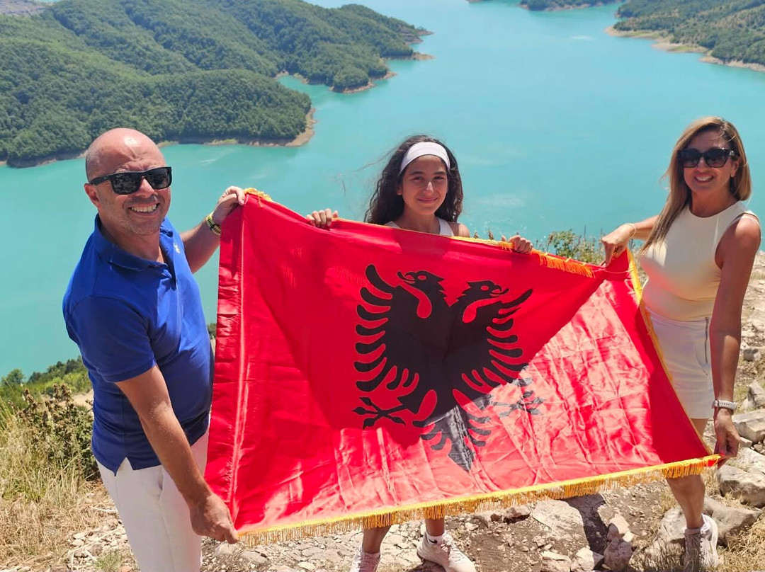 Albania Tour Guide-地拉那必去景点