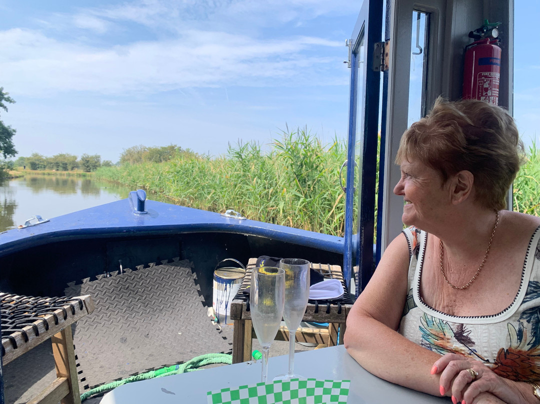 Lancashire Canal Cruises-Burscough必去景点