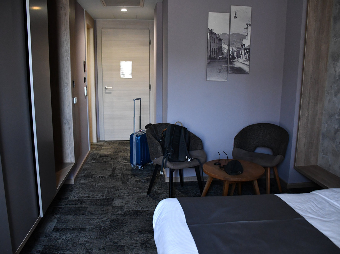 Hotel City Code主图