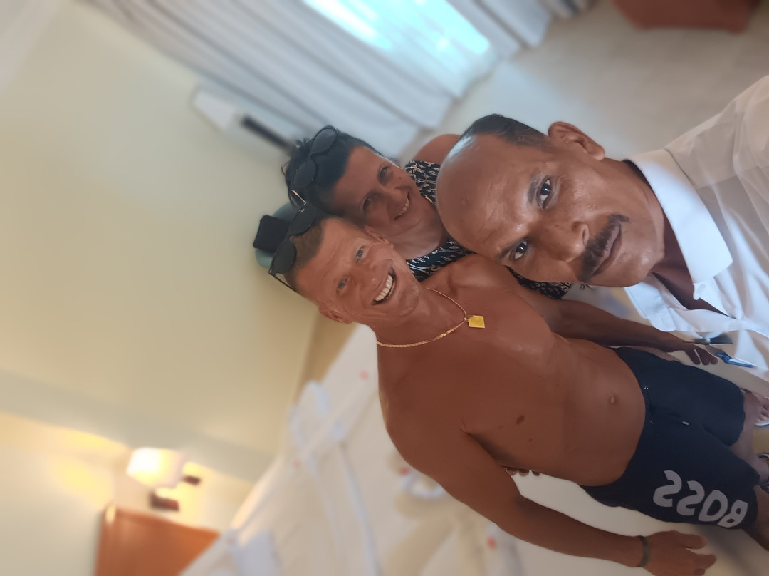 阿布索马安瓦吉海滩俱乐部全包式住宿主图