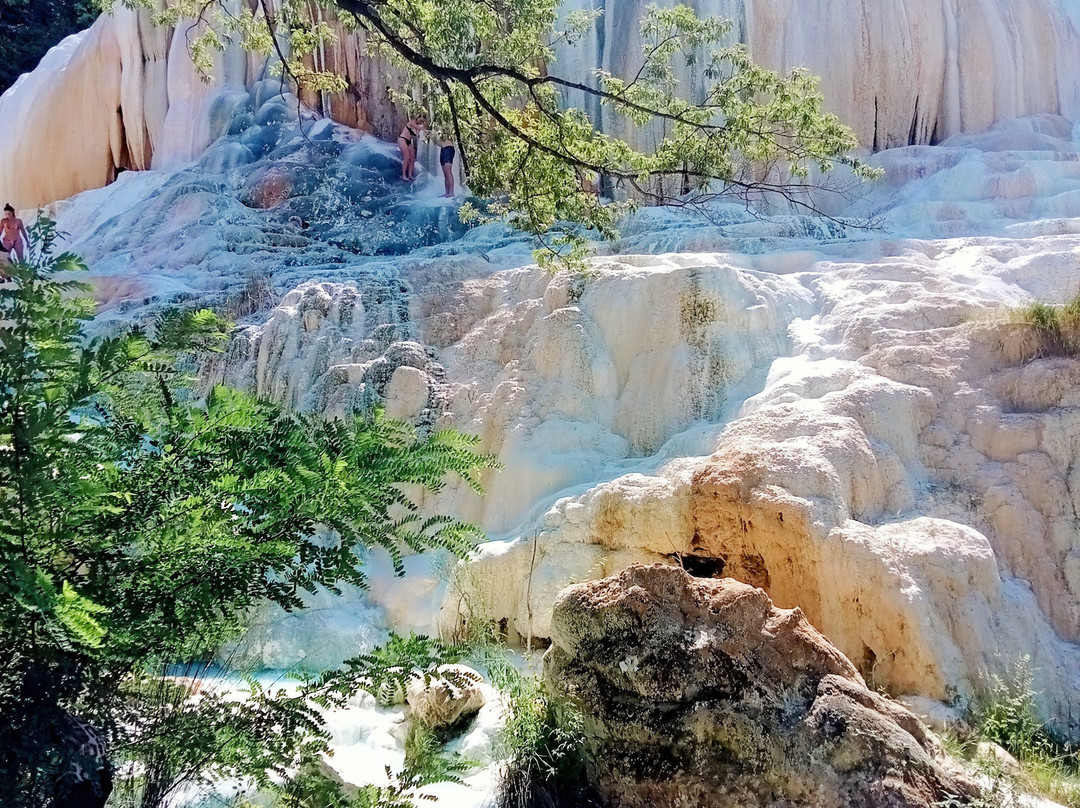 Fosso Bianco - Bagni San Filippo-Bagni di San Filippo必去景点