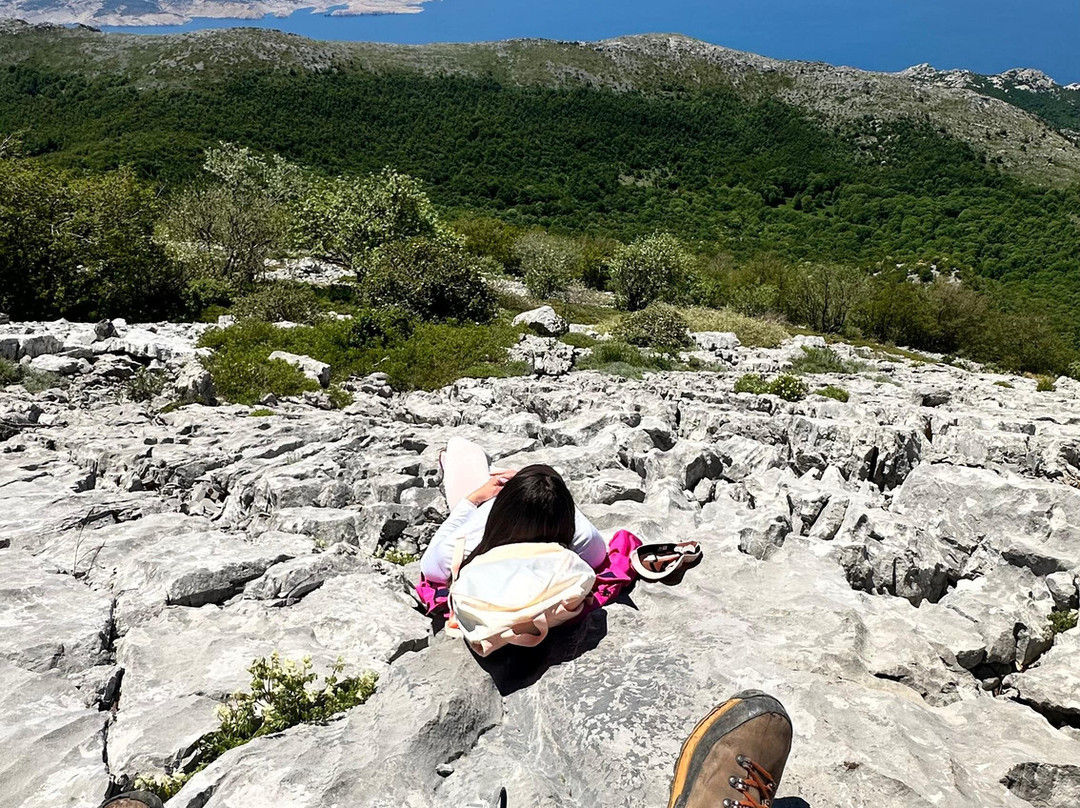 Velebit Adventures-Viskovo必去景点