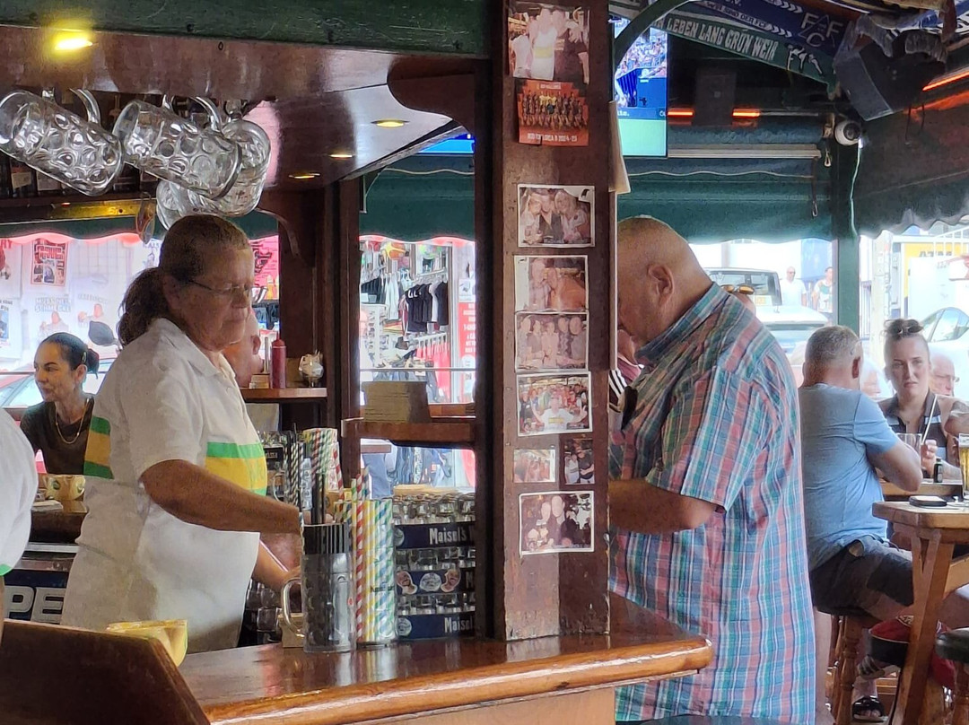 Bamboleo Biergarten-帕尔马海滩必去景点