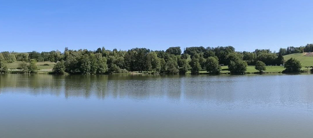 Lac des Dronieres-Cruseilles必去景点