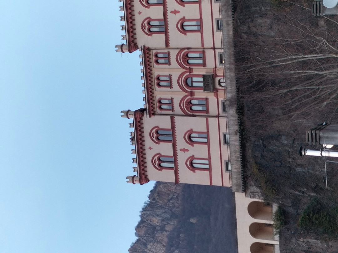 Castello Baraing-Pont-Saint-Martin必去景点