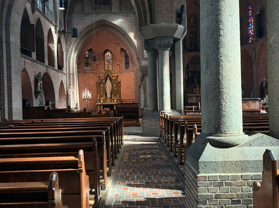 St Jansbasiliek-Laren必去景点