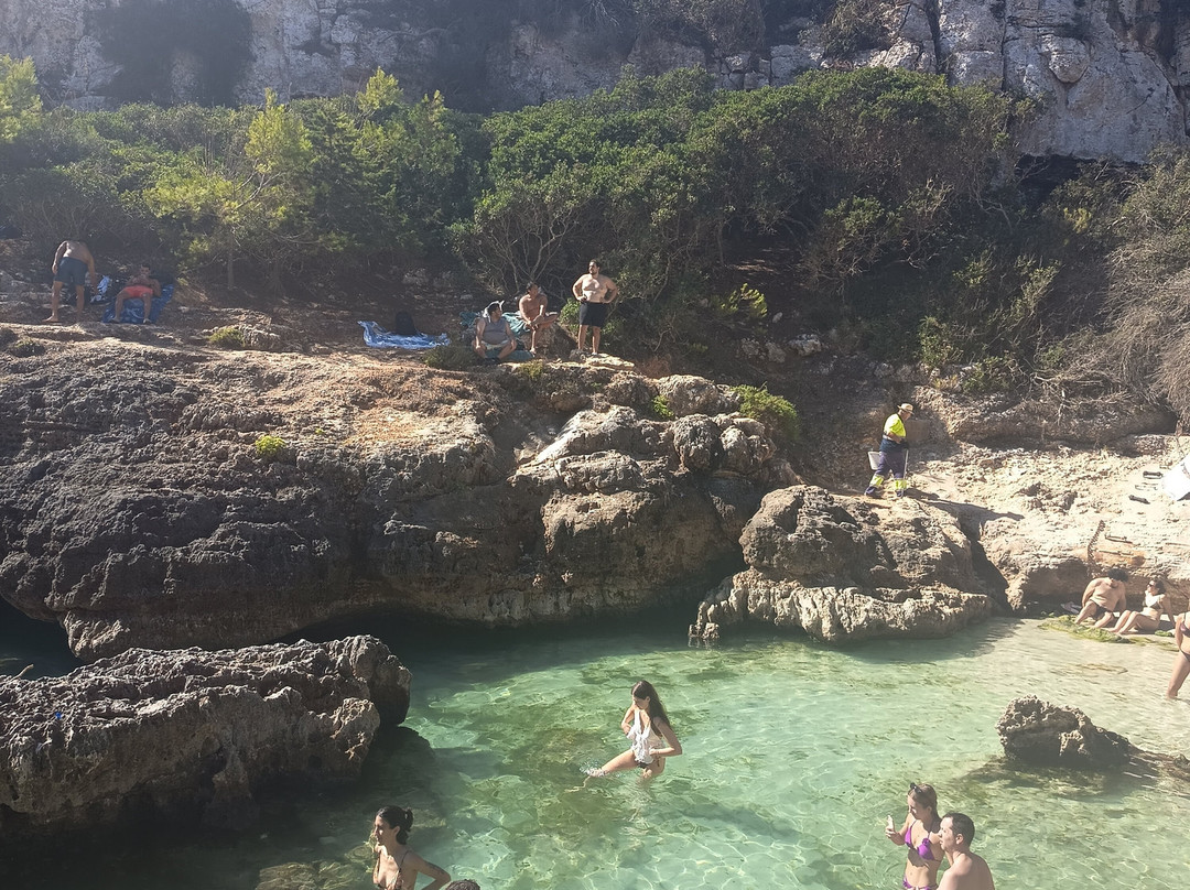 Cala Llombards-桑塔尼必去景点