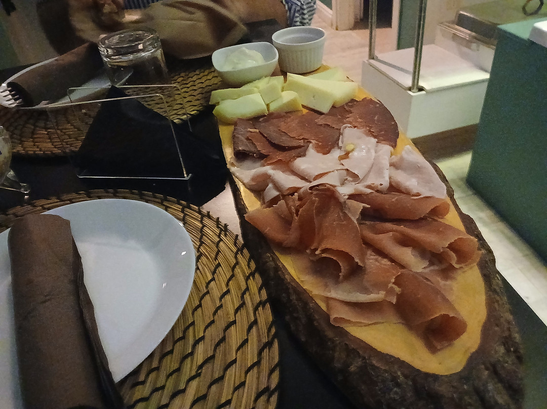 蝴蝶酒店-威套房主图