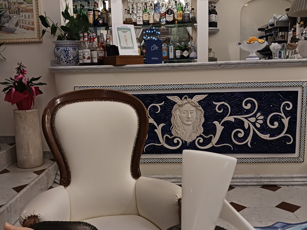圣塔卢西亚酒店主图