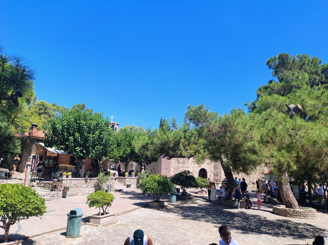 The Commander of Lesvos Monastery-Mantamados必去景点