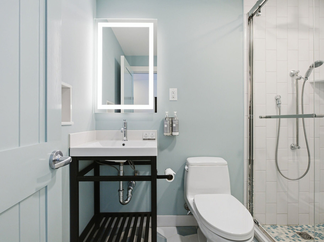 Wilder Inn South Wellfleet, Outset Collection by Hilton
