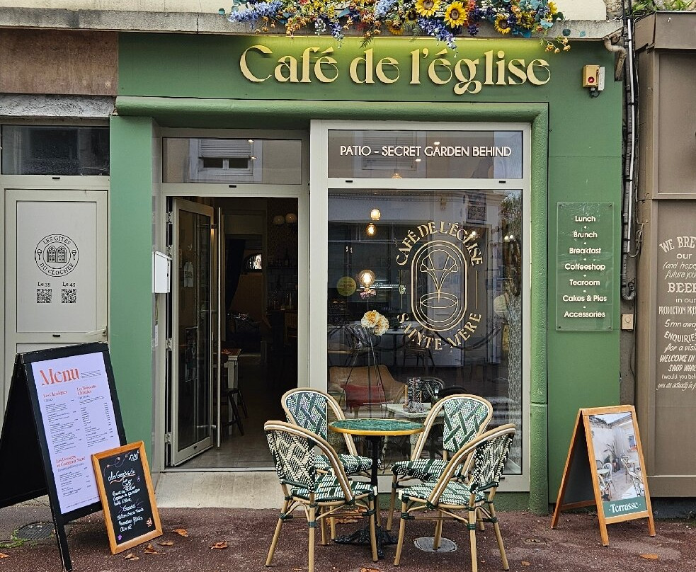 Café de l'Eglise Restaurant, 31 Rue du Général de Gaulle, 50480 Sainte-Mère-Église, France