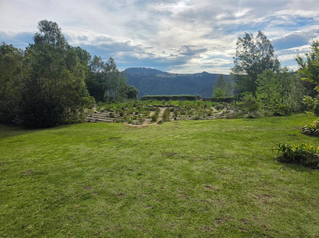 The Edge Mountain Retreat主图