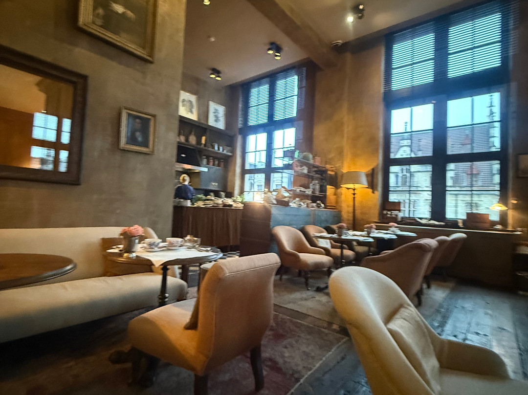 1898邮局酒店主图