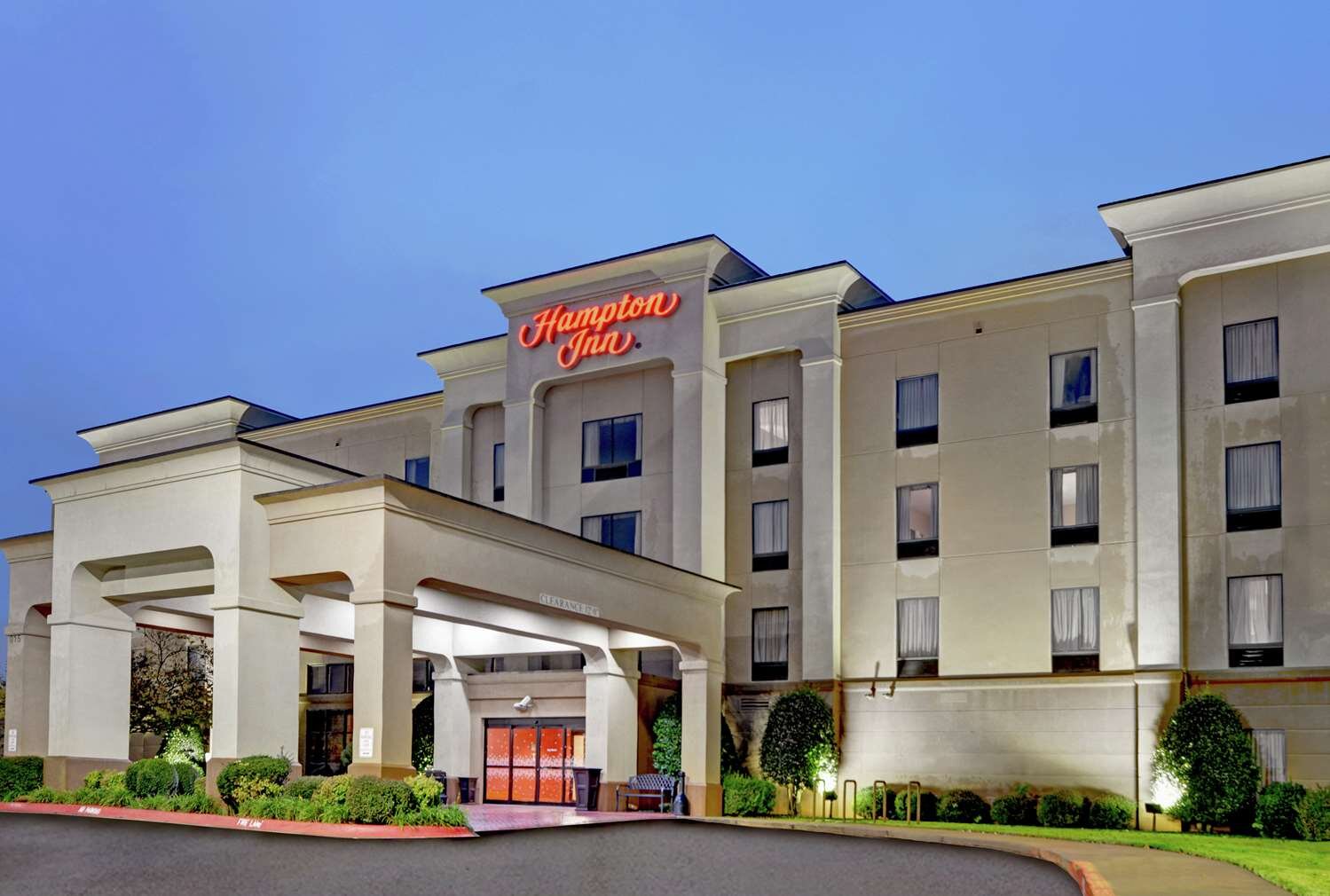 Hampton Inn Fayetteville-官方