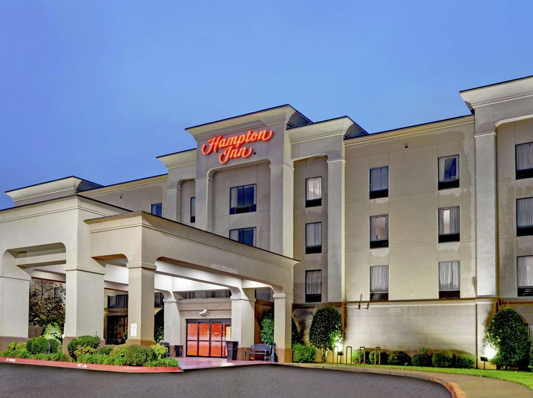 Hampton Inn Fayetteville主图