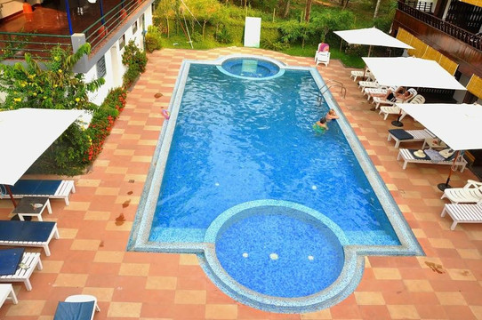 拉贾公园海滩度假村