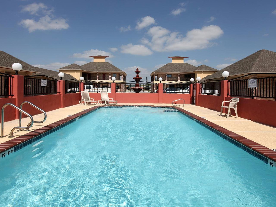 Rancho Viejo酒店住宿-Guest Inn San Benito Harlingen