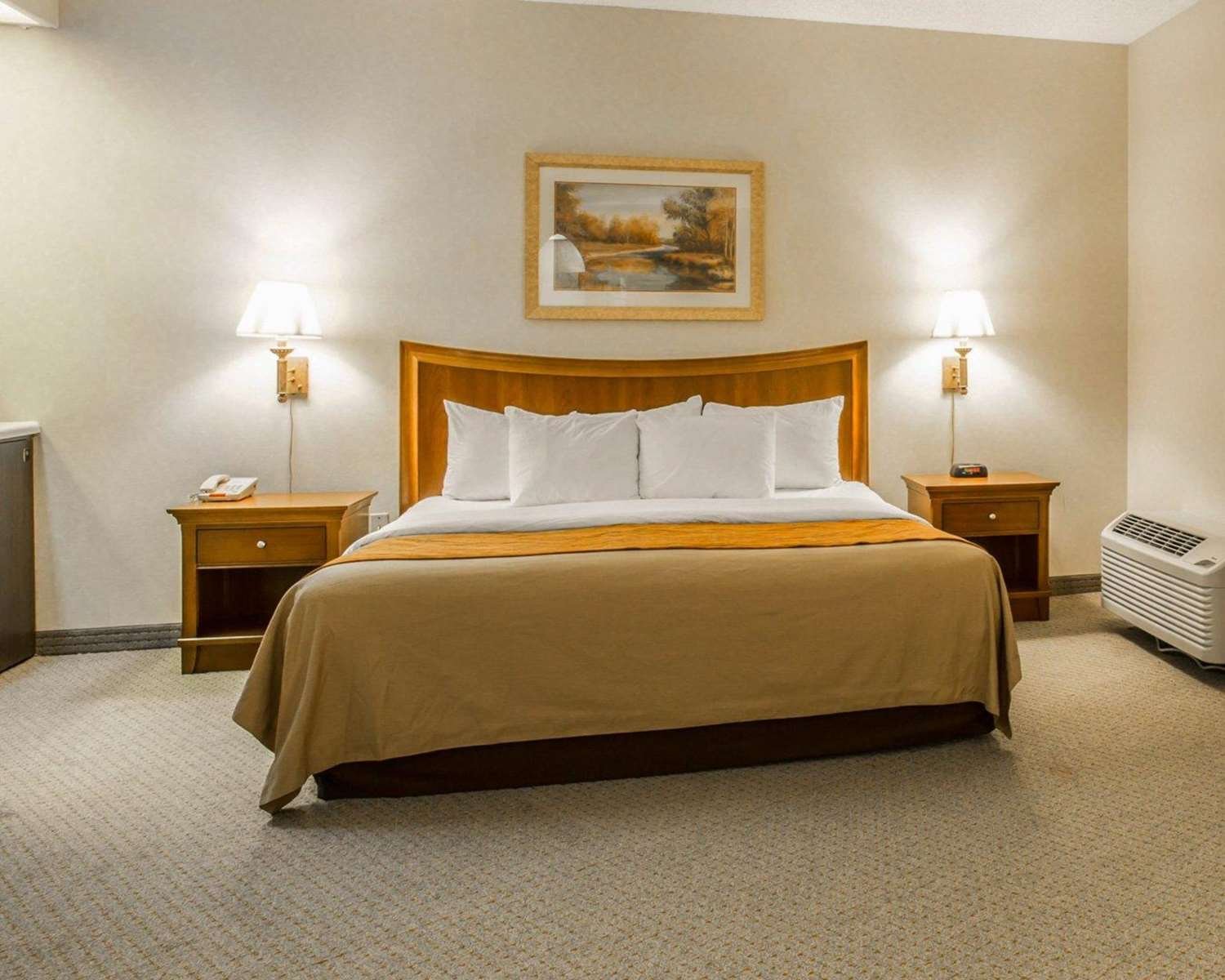 Rodeway Inn & Suites On The River-官方