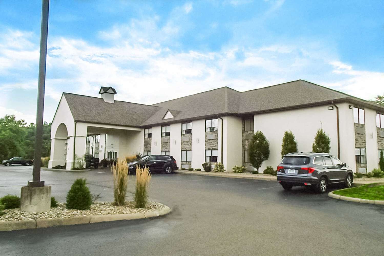 Schoenbrunn Inn-官方
