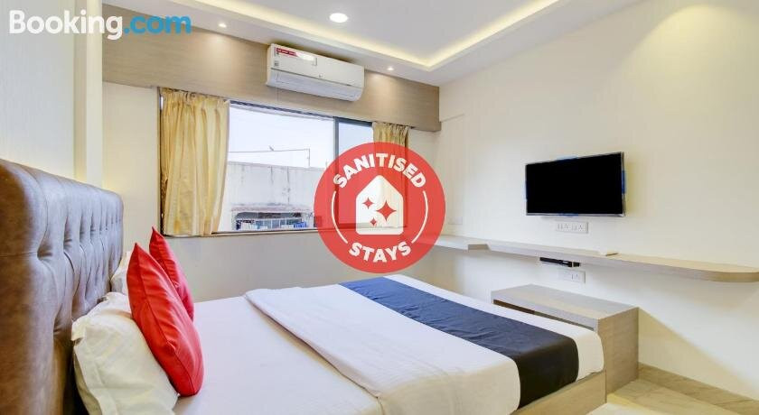 Capital O 77296 Hotel Jalaja Inn