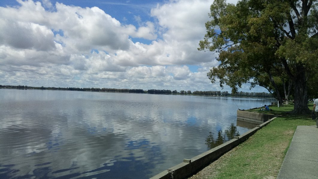 Laguna de San Miguel del Monte景点图片