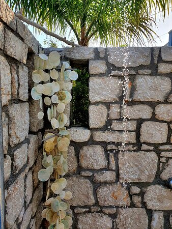 Aquarella Apartments主图