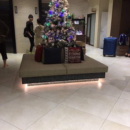 那霸县厅前阿尔蒙特酒店主图