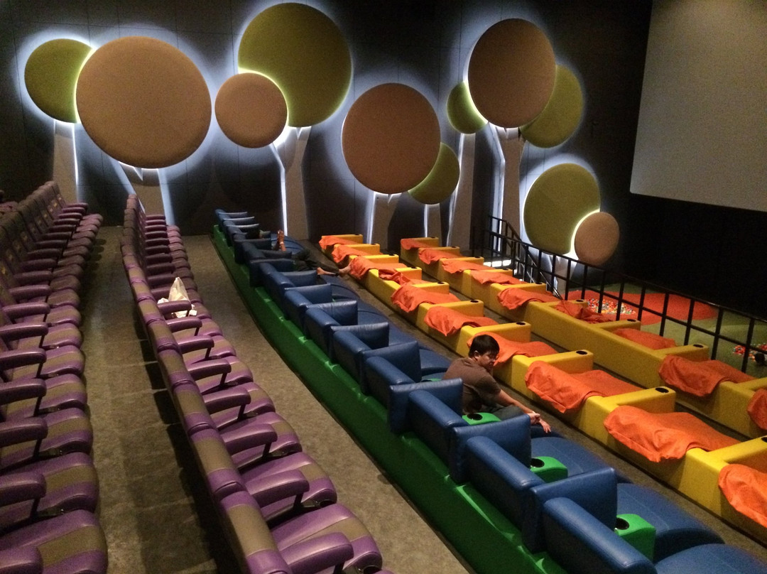 Kelapa Dua旅游景点-Cinemaxx Junior