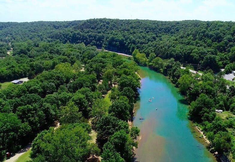 Eagles Nest Camp and Canoe-Noel必去景点