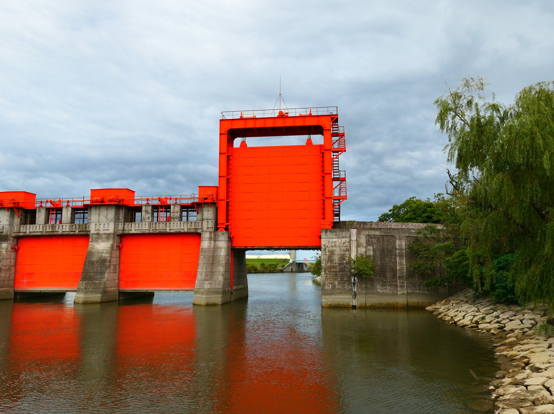 Former Iwabuchi Water Gate (Red Water Gate)景点图片