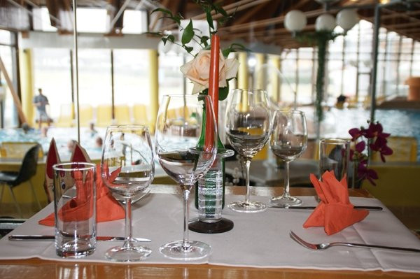 Birgitz餐馆和美食-Cafe Restaurant Pizzeria Fzz Axams