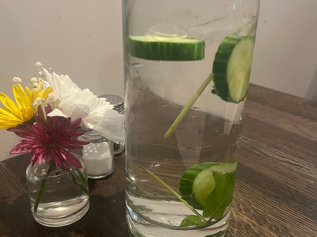 Track 10 Urban Kitchen