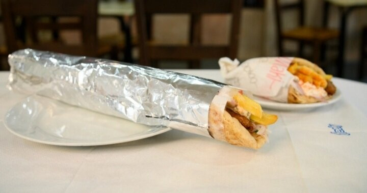 Σουβλάκι με το Μέτρο ''ο Στέλιος''