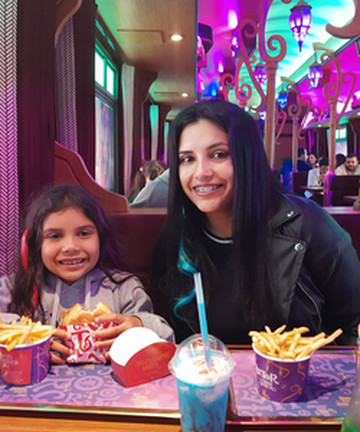 Ferrovia Secreta - Sequência de Comida Americana餐厅图片