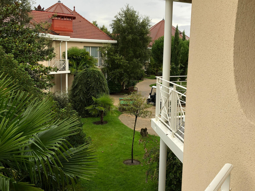 贝瓦尔花园酒店主图