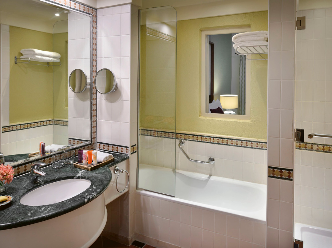 死海瑞享度假村及水疗中心主图