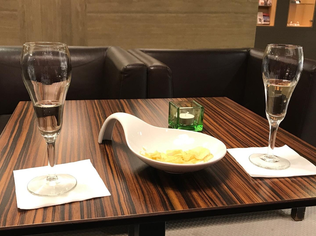 西佳杜帕尔克酒店主图
