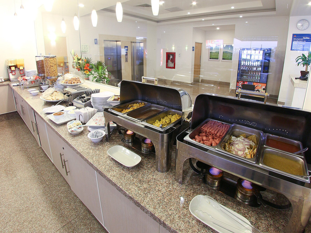 One Guadalajara Periferico Norte主图