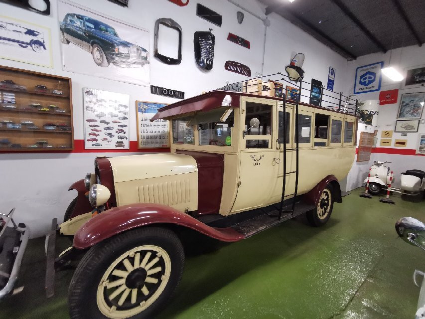 Museo del Automovil-梅利利亚必去景点