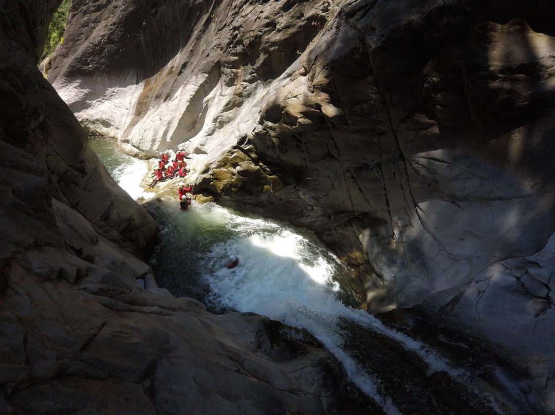 Austral Aventure景点图片