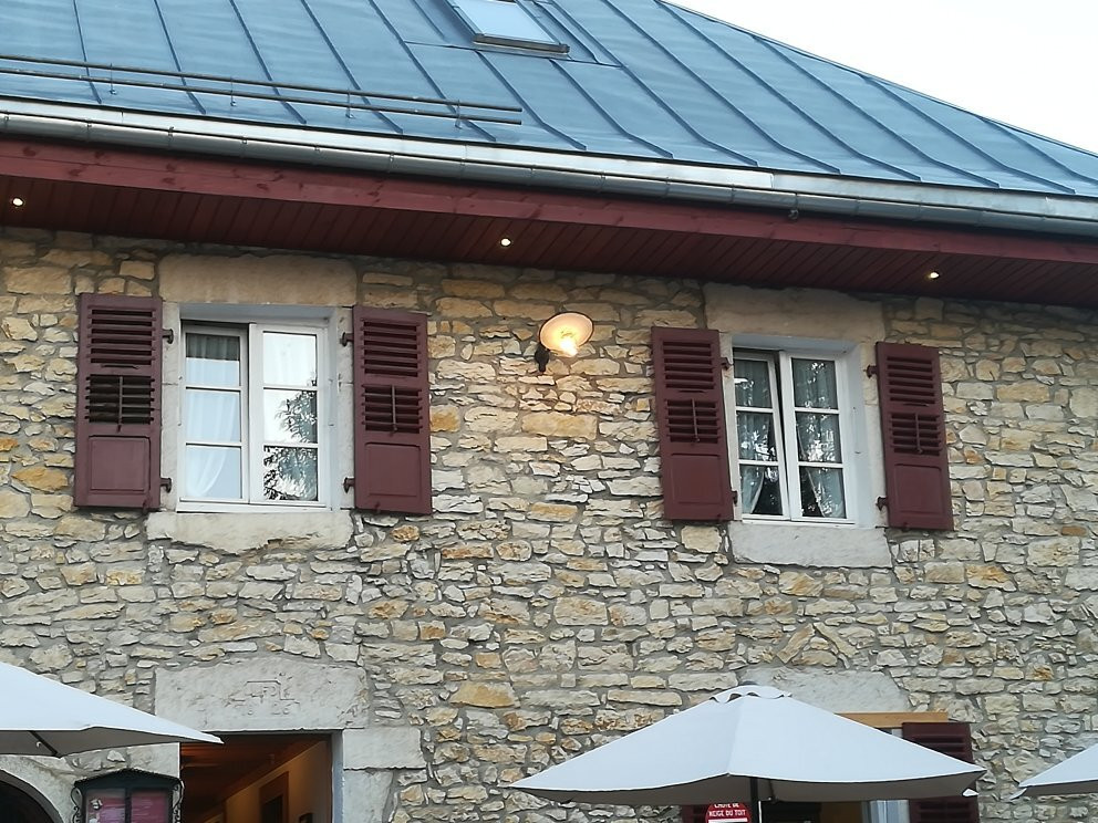 Auberge du Coude主图